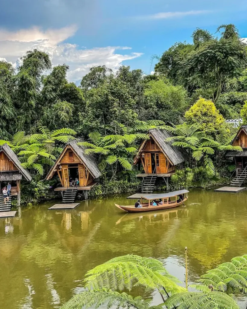 Vila Dusun Bambu Lembang Bandung