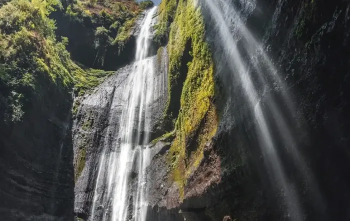 Kepulauan Spermonde Menjelajahi Keindahan Pulau Pulau Di Sekitar Makassar 4 Air Terjun Madakaripura