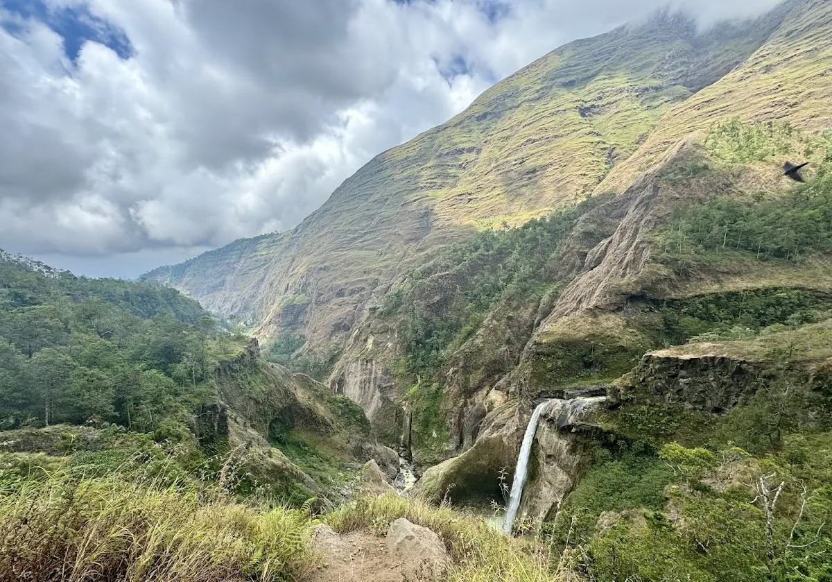 Air Terjun Penimbungan Gunung Rinjani
