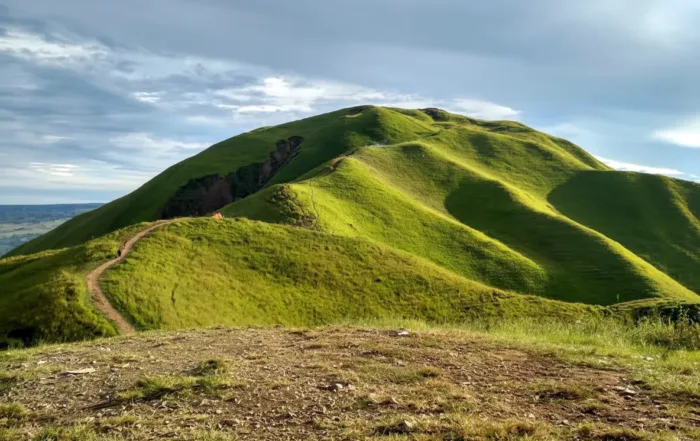 Bukit Holbung Samosir
