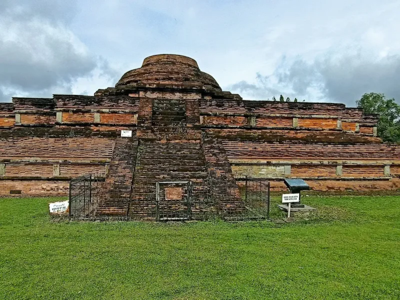 Candi Muara Takus Riau