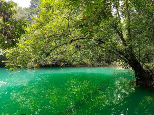 Danau Nyadeng - Kampung Merabu