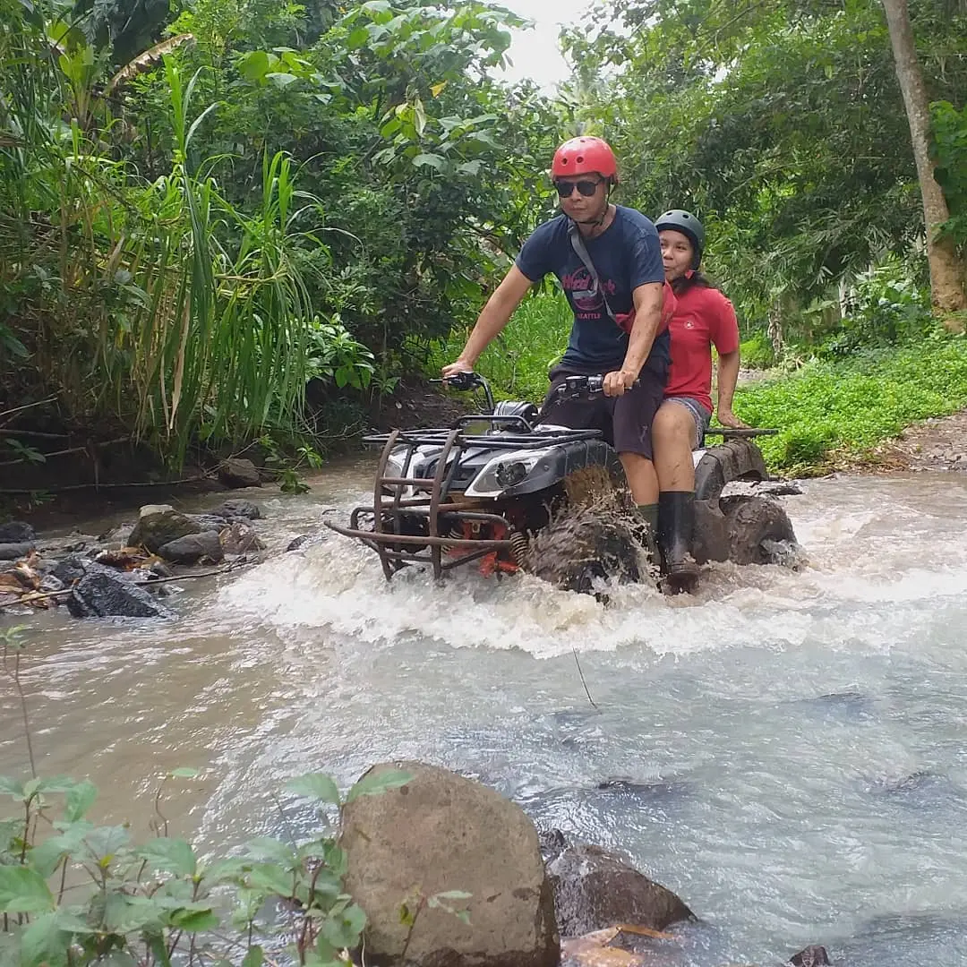 Taman Wisata Air Gumbrih Keindahan Aliran Sungai Tukad Pangyanan