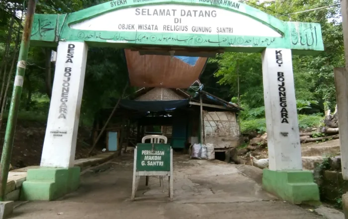Gunung Santri Serang Banten