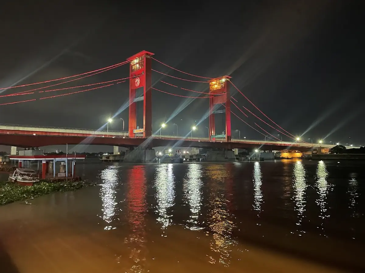 Wisata Sungai Musi: Cara Terbaik Menikmati Jembatan Ampera, BKB, & Pulau Kemaro