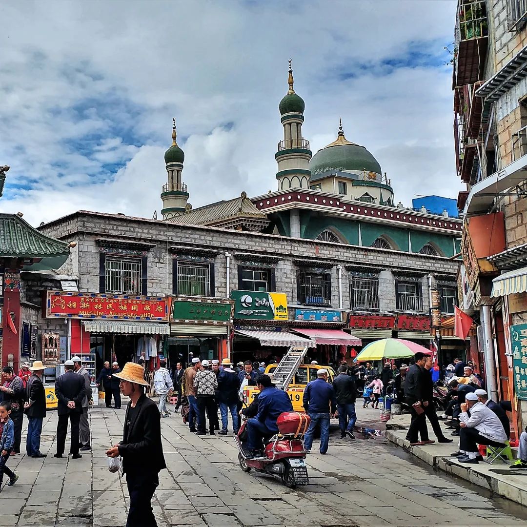 Masjid Agung Lhasa : Masjid Megah Peninggalan Sejarah Di Tibet