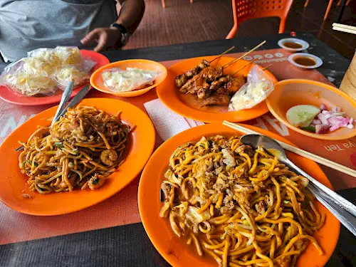 8 Makanan Halal Dan Enak Di Medan : Alamat, Menu Dan Review Pengunjung 3 Mie Aceh Titi Bobrok Medan