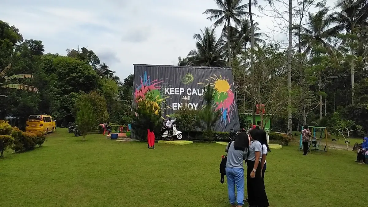 Monako Park Sibiru-biru: Harga Tiket Masuk 2025, Wahana & Info Lokasi