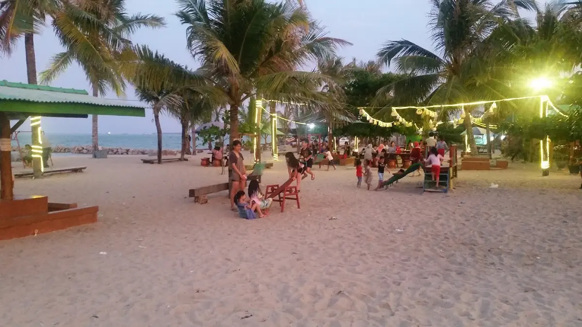 Harga hotel Pantai Batu Bedaun Sungailiat