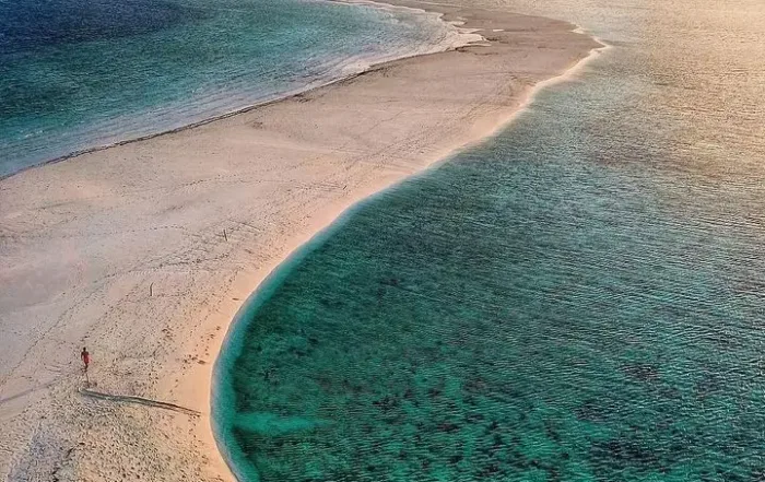 Pantai Ngurtafur Pasir Panjang Pulau Kei Maluku Tenggara