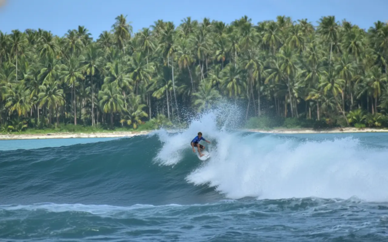 Pantai Sorake Nias selatan