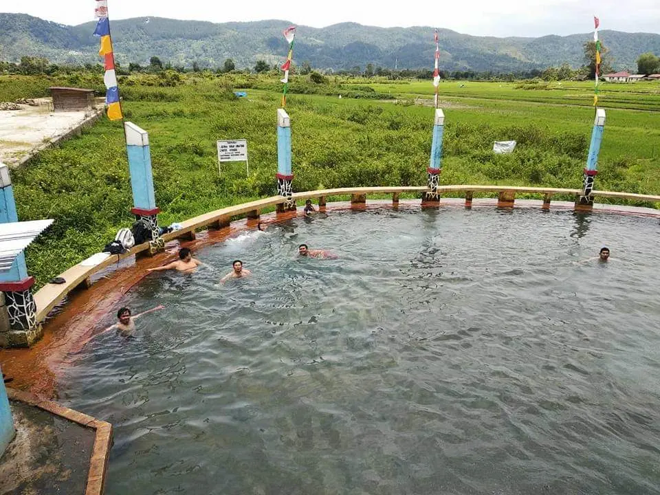 Pemandian Air Soda Tarutung: Lokasi, Tiket Masuk & Khasiat Unik 2025