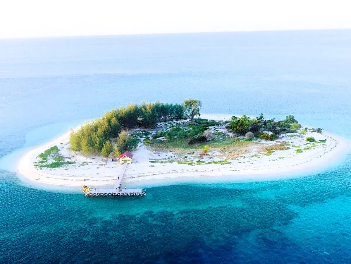 Pulau Lahe Tempat Snorkeling Terbaik Di Pohuwato, Gorontalo