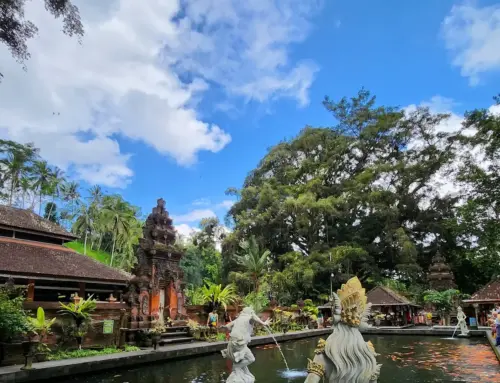 Pura Tirta Empul Bali Kolam Suci Dan Indah Untuk Pemurnian Diri Di Bali
