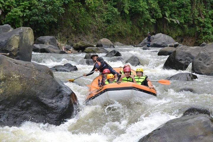 Riverboarding Dan Rafting Sungai Ciwidey Bandung