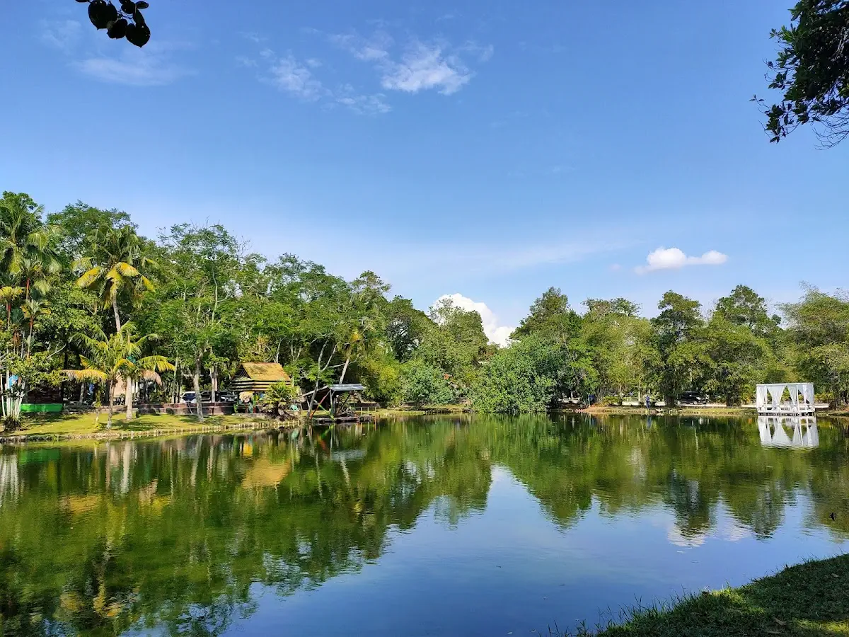 Mau ke Alam Mayang Pekanbaru? Ini Harga Tiket Masuk & Daftar Wahana 2025