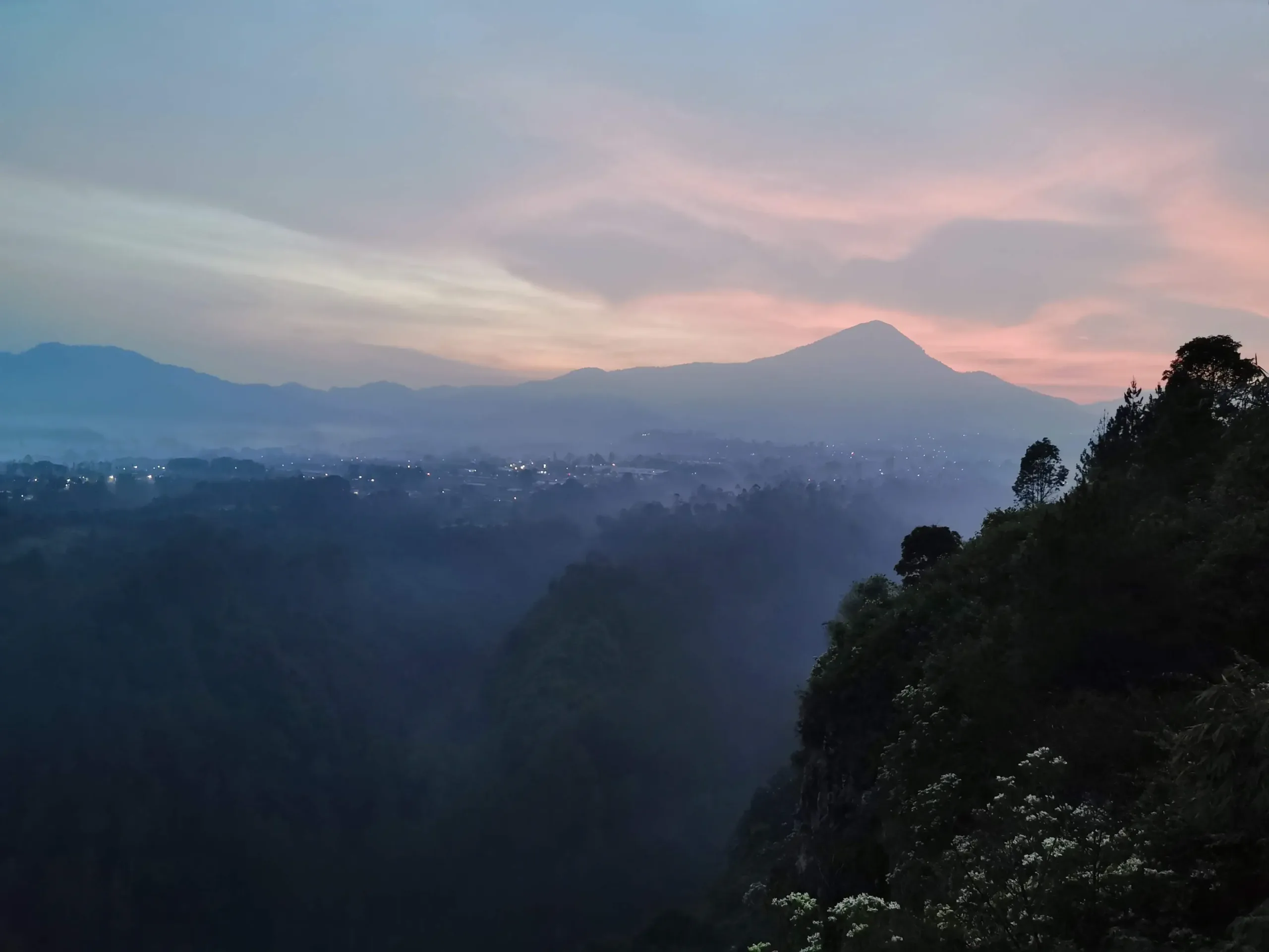 Tebing Karaton Bandung Jawa Barat