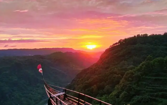 Titanic Mod Jurang Tembelan Kanigoro Jogja