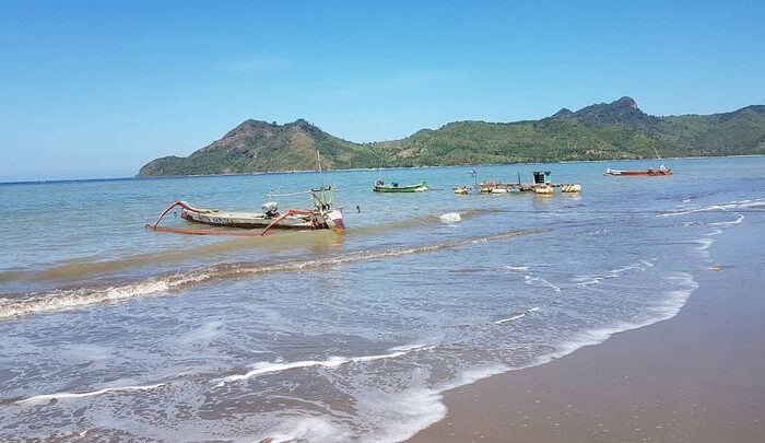 teluk belongas lombok