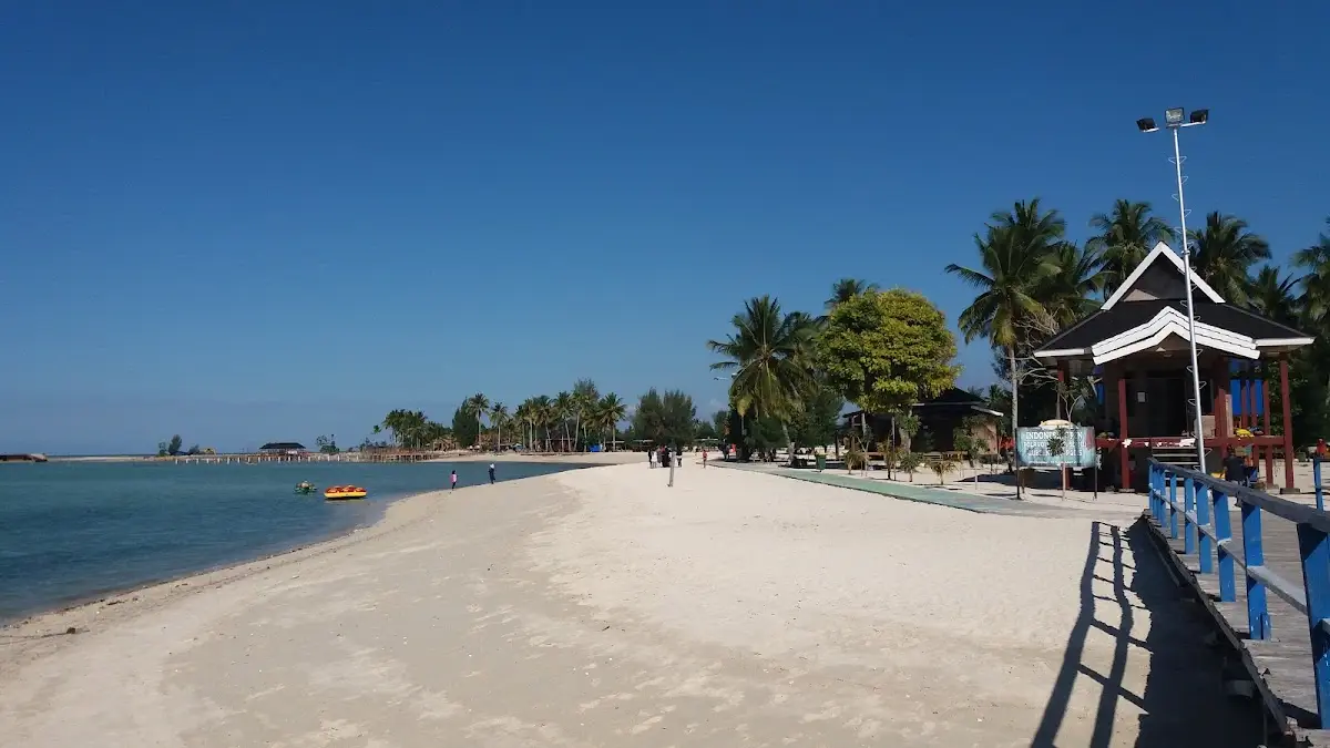 Pulau Bokori
