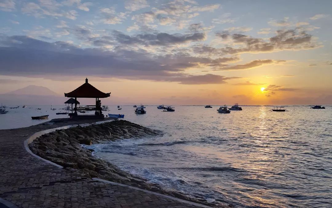 Daya Tarik Pantai Sanur Bali : Sunrise dan Tiket Masuk Gratis