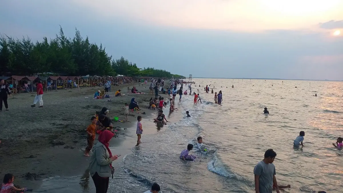 ulasan Pantai Tirang Semarang
