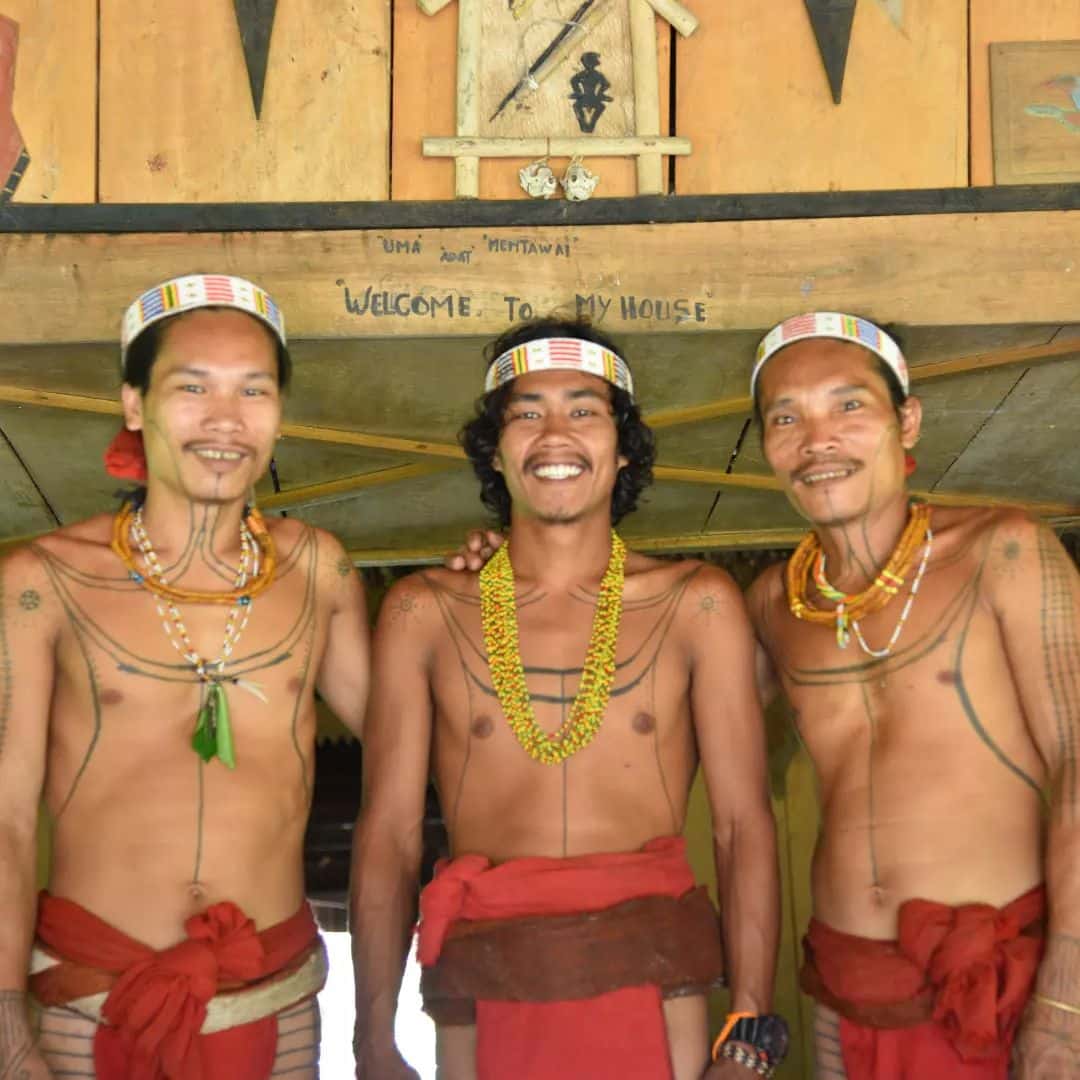 Kepulauan Mentawai: Di Mana Keajaiban Alam dan Budaya Suku Mentawai Bertemu Petualangan