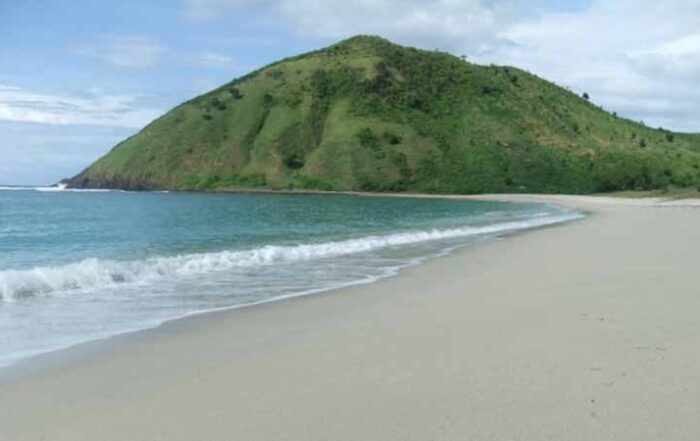 Wisata pantai mawun lombok