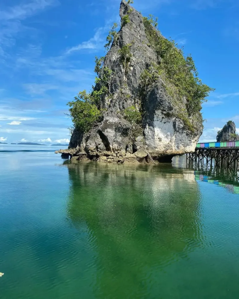 Teluk Kabui Raja Ampat Papua