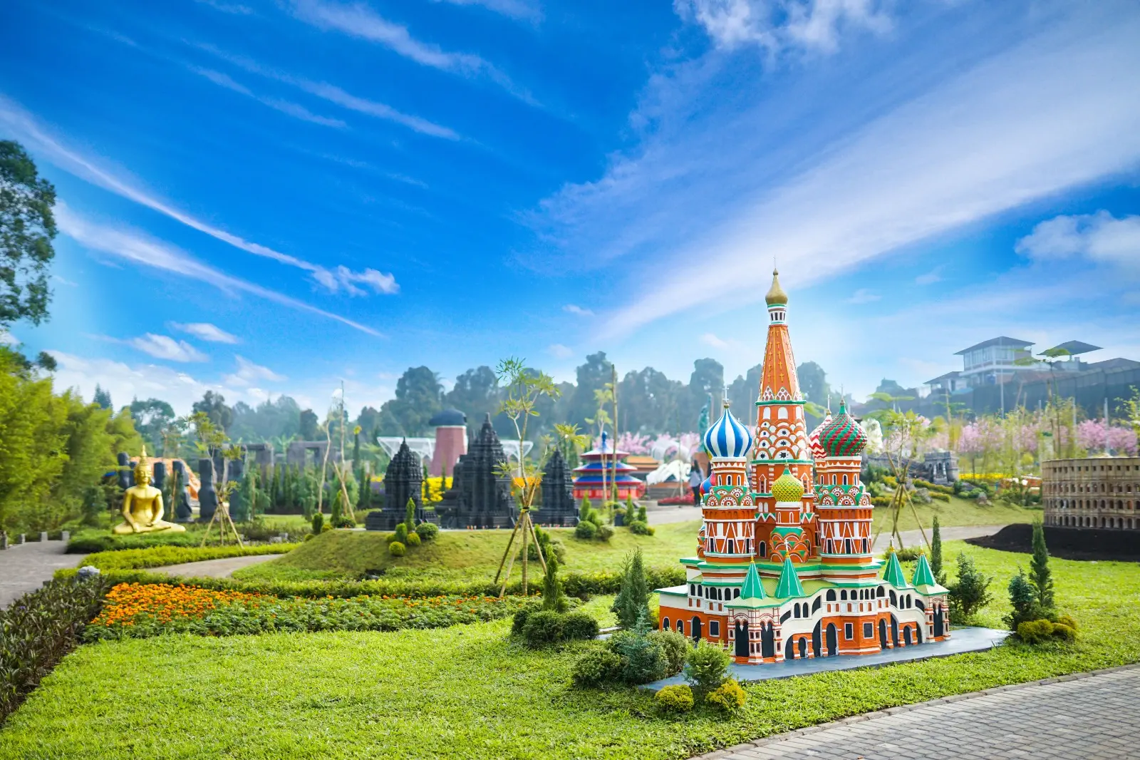 Keunikan Mini Mania Lembang: Petualangan Keluarga di Bandung