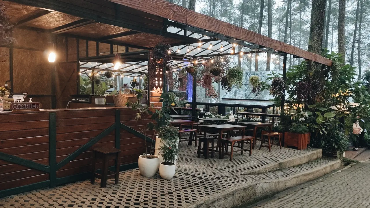 Vila dan Penginapan di Dekat Orchid Forest Cikole – Tempat Wisata di Sekitarnya