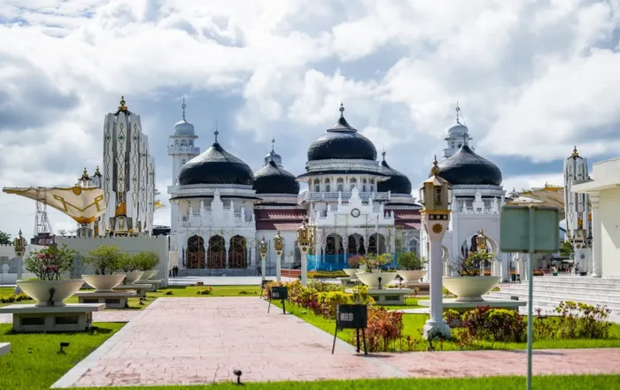 Desa Buntao Desa Wisata Paling Banyak Dikunjungi Wisatawan Di Tana Toraja Utara 5 Masjid Raya Baiturrahman Kota Banda Aceh