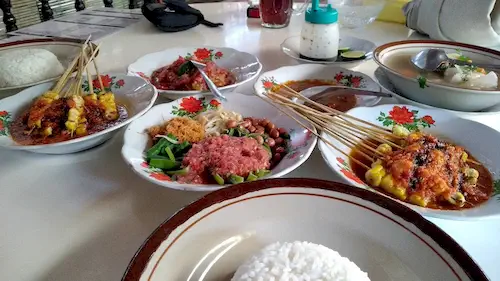 Ayam Taliwang DUA EM Bersaudara