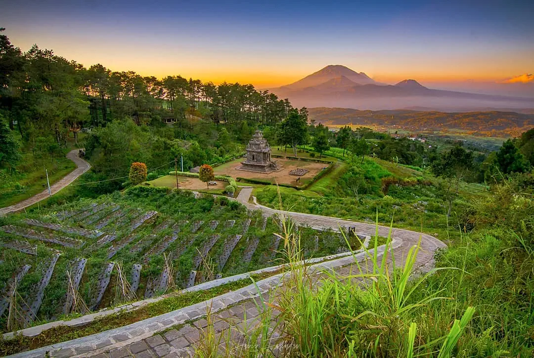 Candi Gedong Songo : Deskripsi, Sejarah, Fungsi dan Tiket Masuk 2025