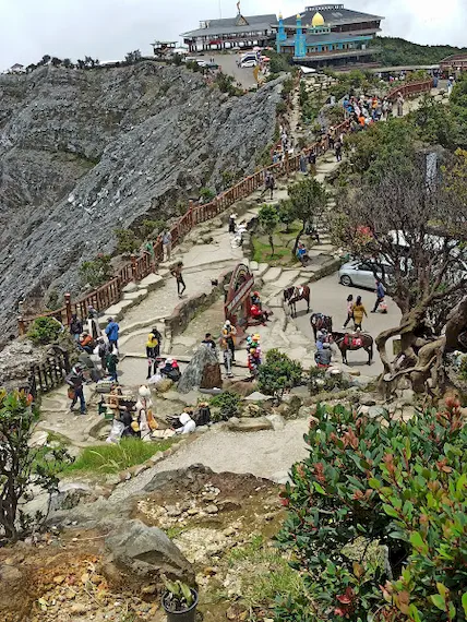 Gunung Tangkuban Parahu