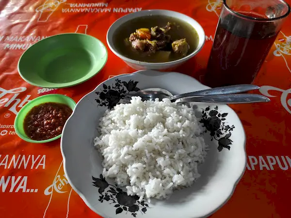 Rumah makan Bebalung Kelebet