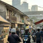 Kost harian - suasana jalan di benhil