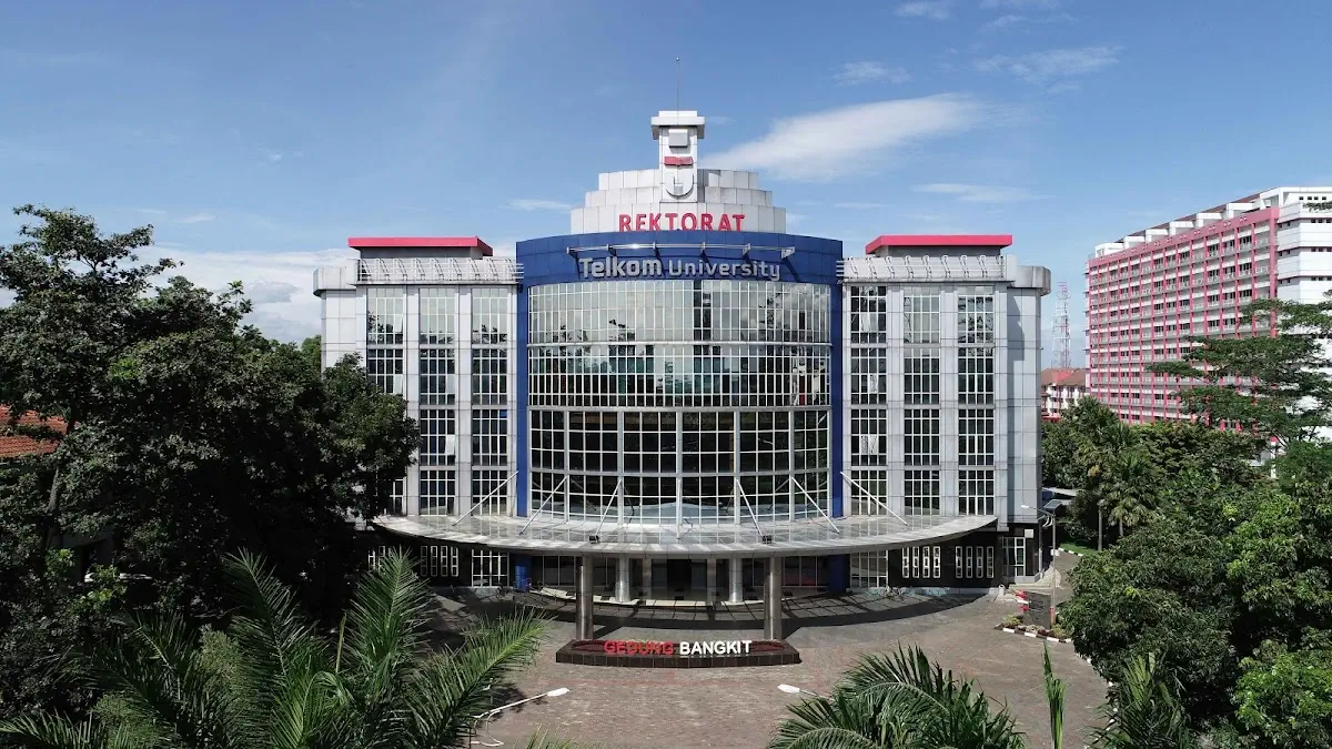 10 Hotel Murah Dekat Convention Hall Telkom University untuk Wisuda & Keluarga