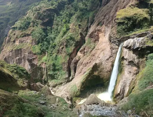 Mendaki Rinjani via Torean: Rute Paling Dramatis & Ekstrem Menuju Segara Anak