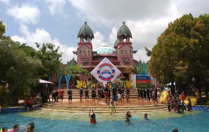Amanzi Waterpark - Tempat Wisata Palembang Hits