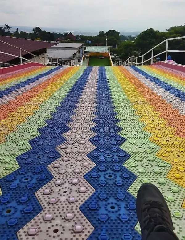 Batu Ekonomis Park Dimana